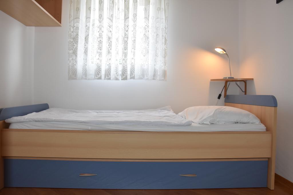 Malinska Center Apartment Kültér fotó