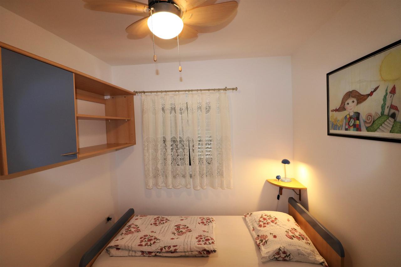 Malinska Center Apartment Kültér fotó
