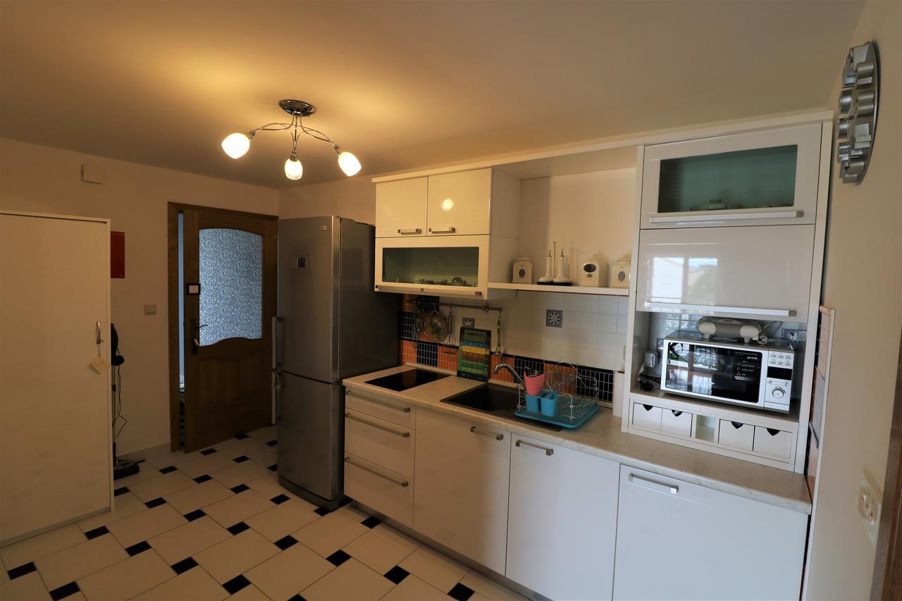 Malinska Center Apartment Kültér fotó