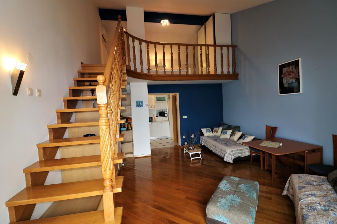 Malinska Center Apartment Kültér fotó